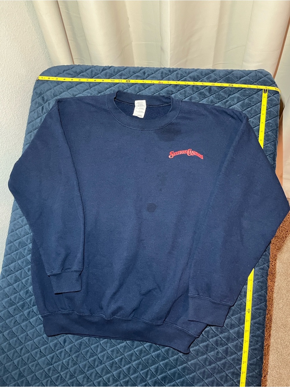“Station Casinos” Casual Gildan Navy Crewneck Sweatshirt